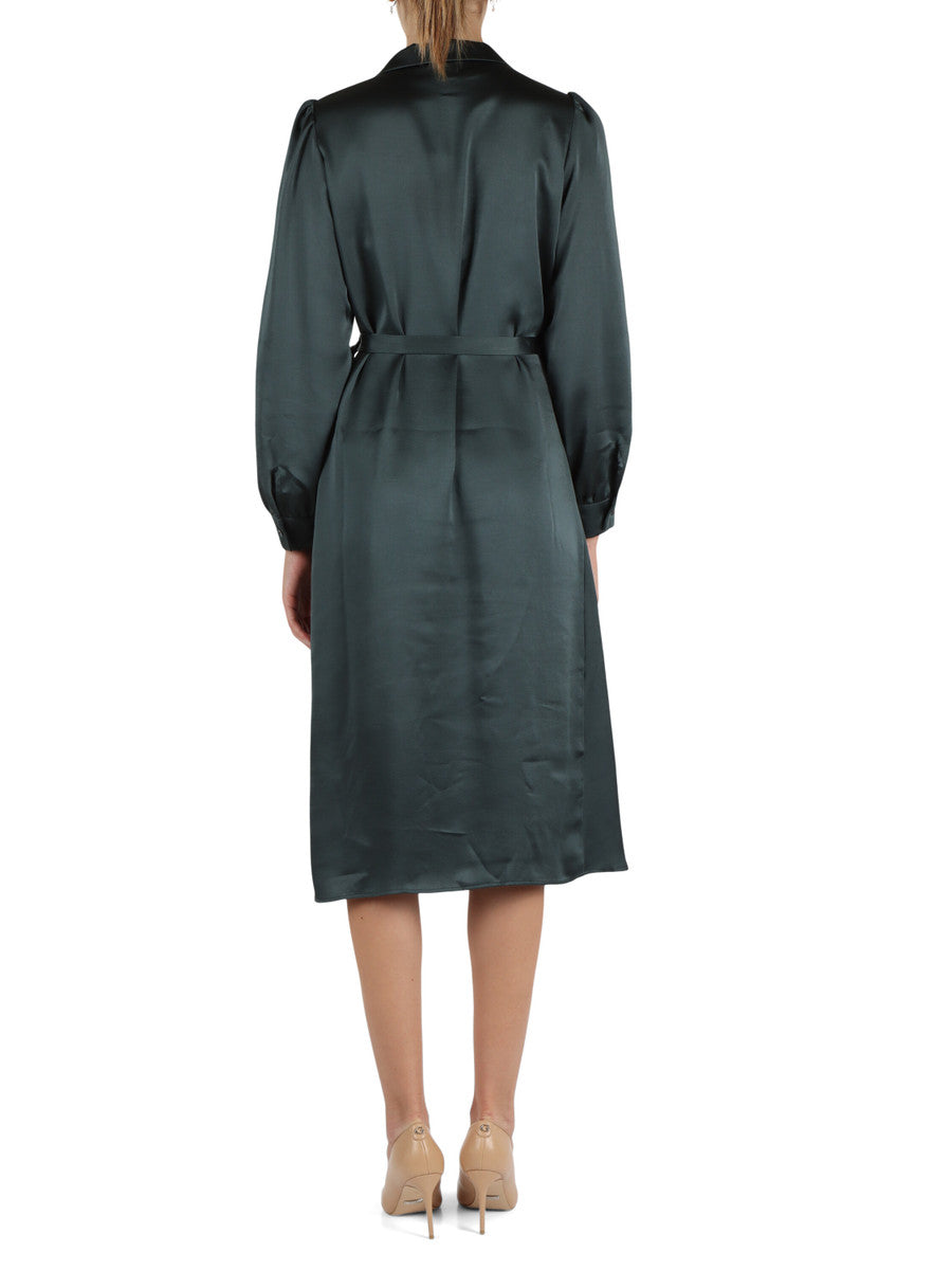 AbitolungoinsatinEmmeretro