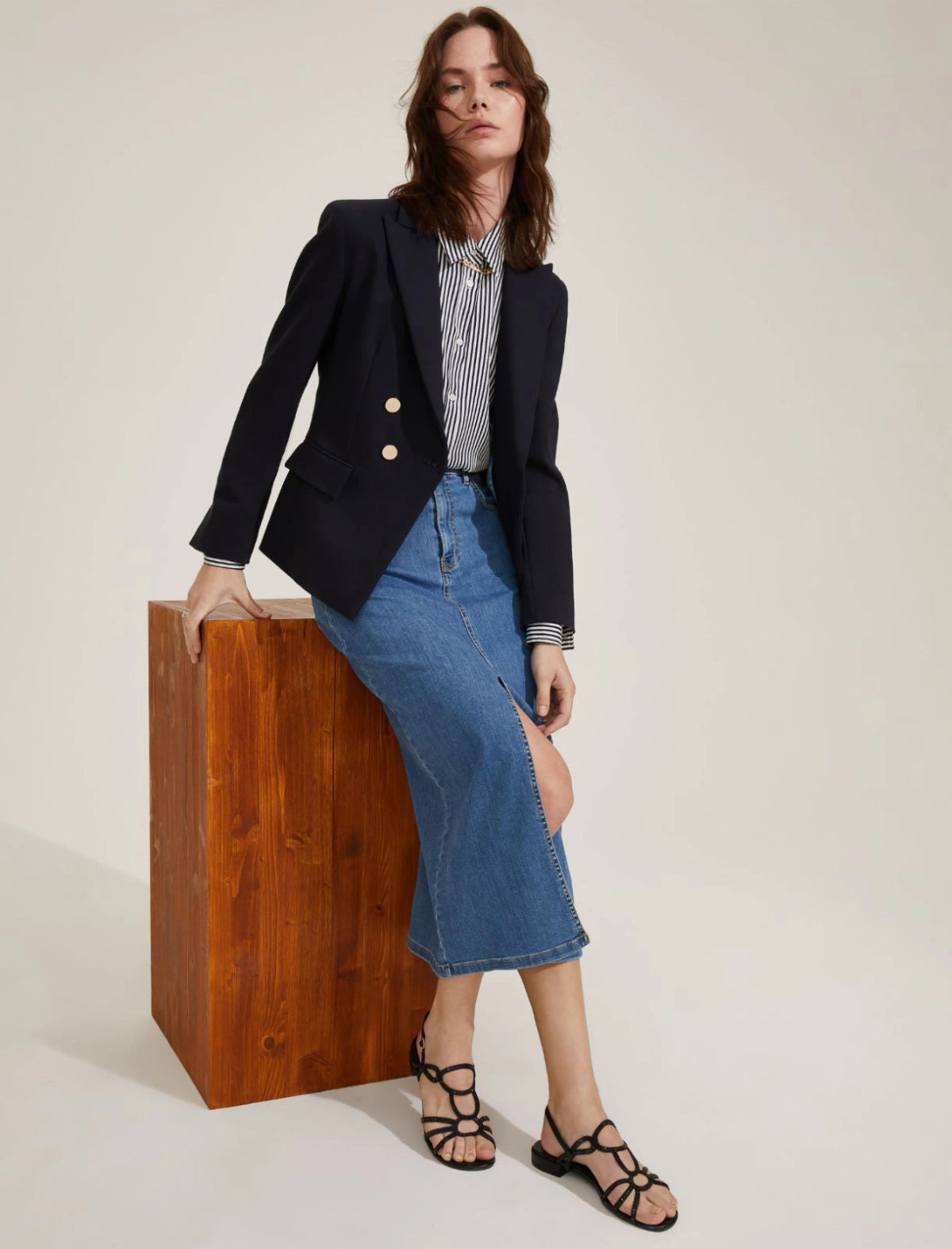 EmmeMarellagonnaindenimfrontale