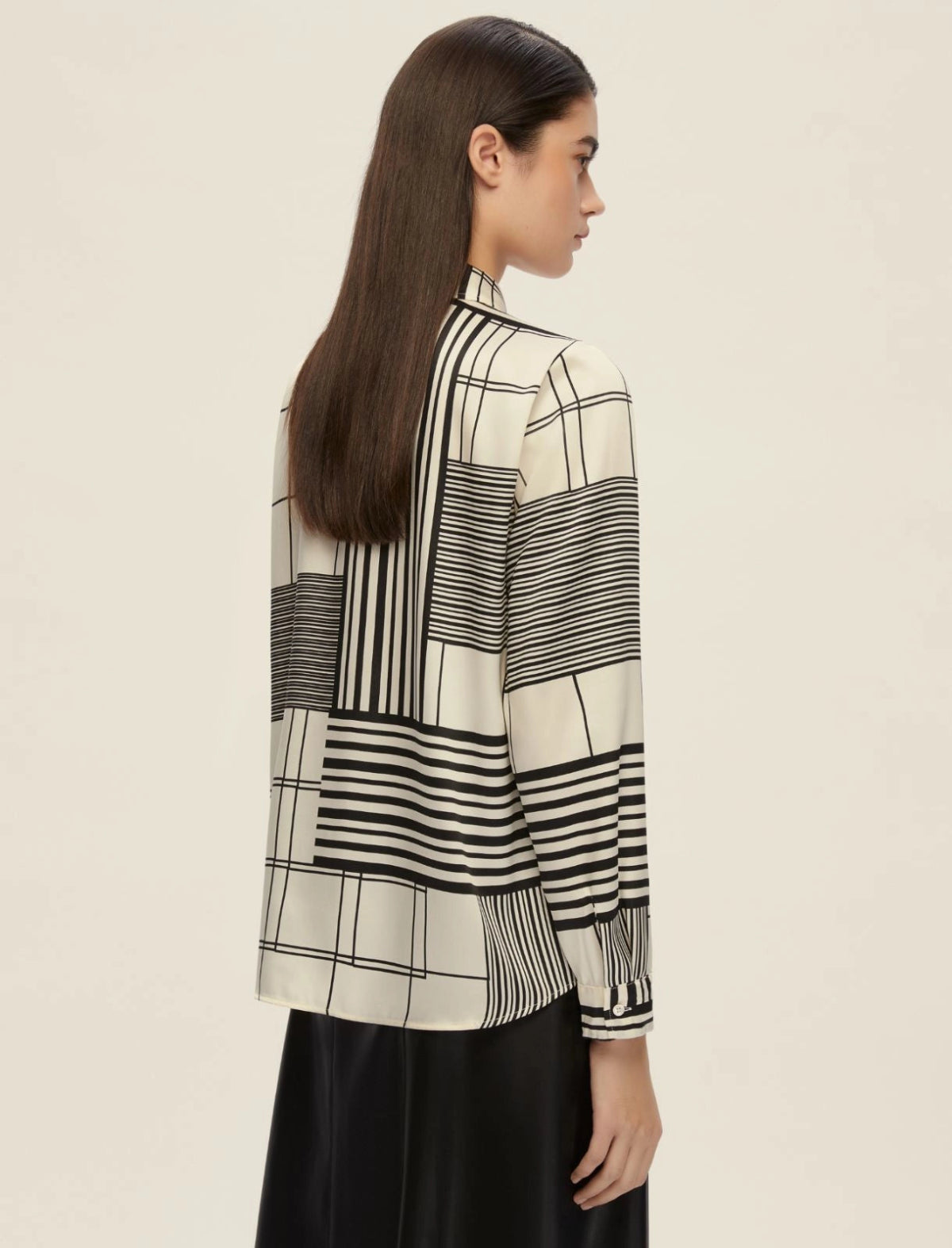 Emme_Marella_camicia_a_fantasia_nero_retro