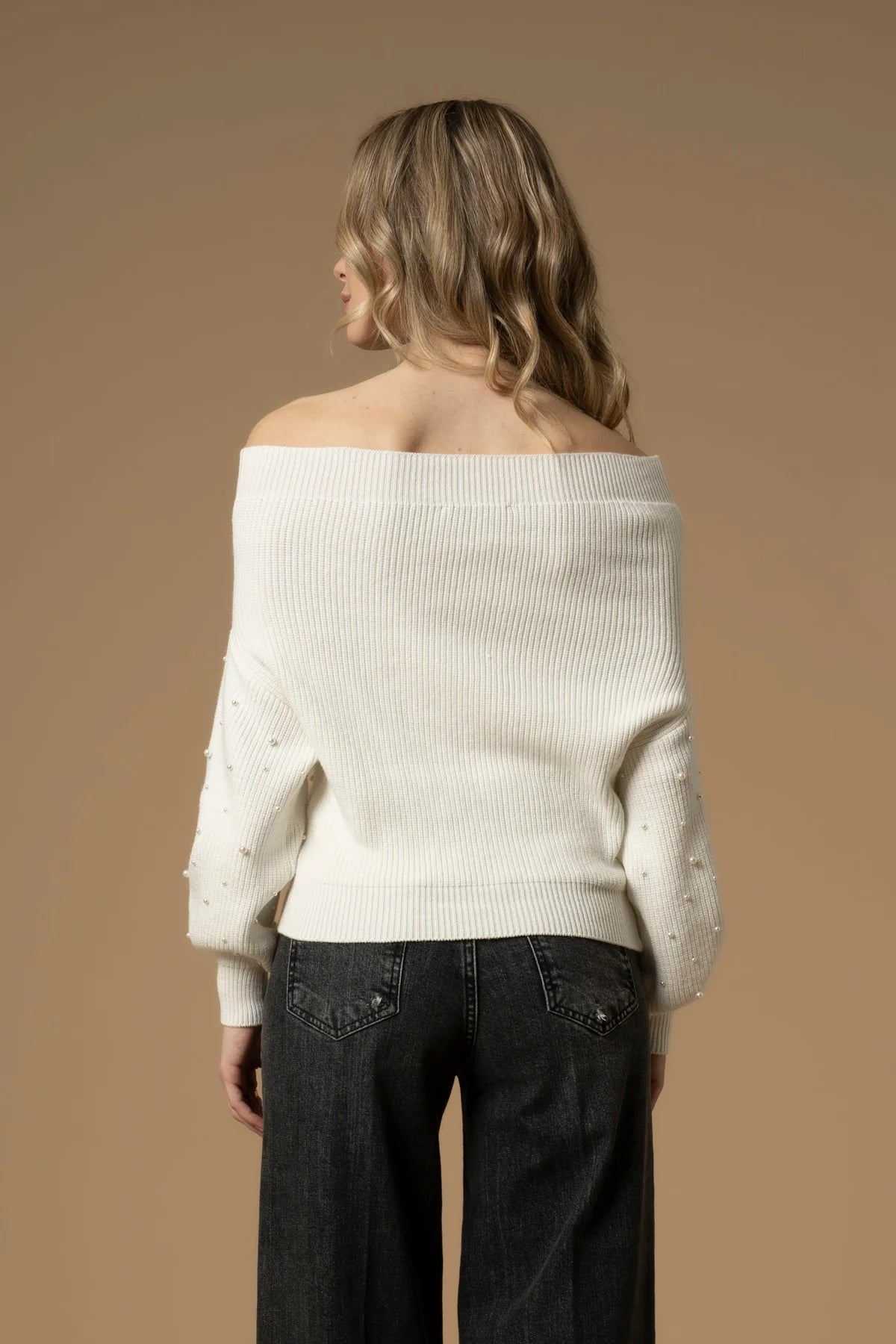 Koccamaglioneconperleretro