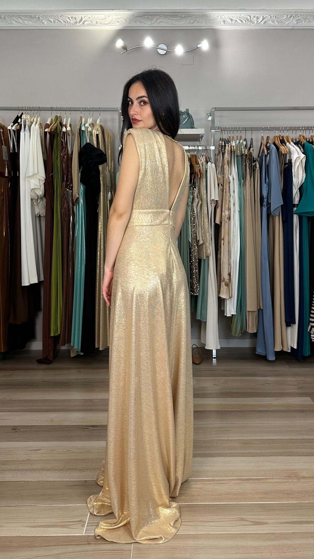 Tuta oro Alma Sanchez retro