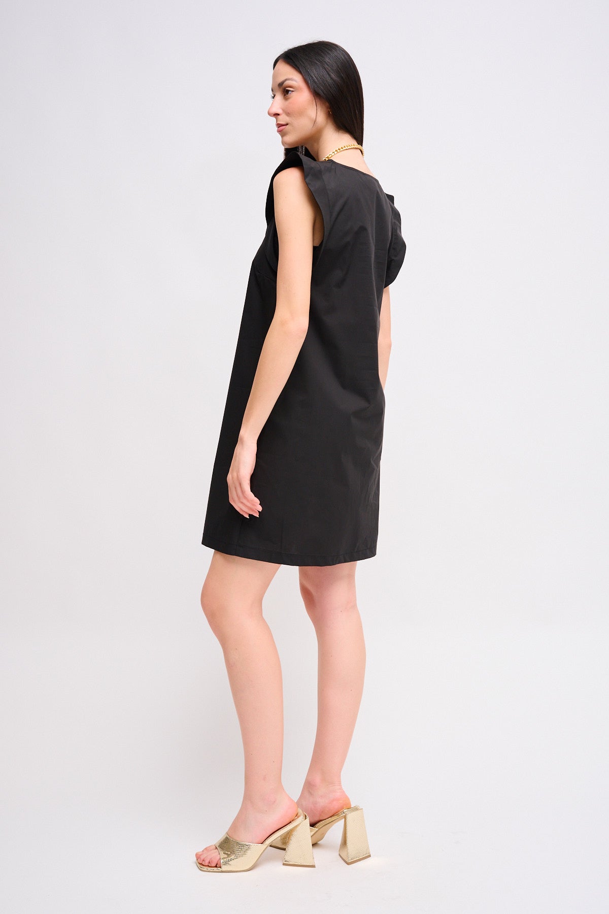 AbitocortoincotoneMaryleyneroretro