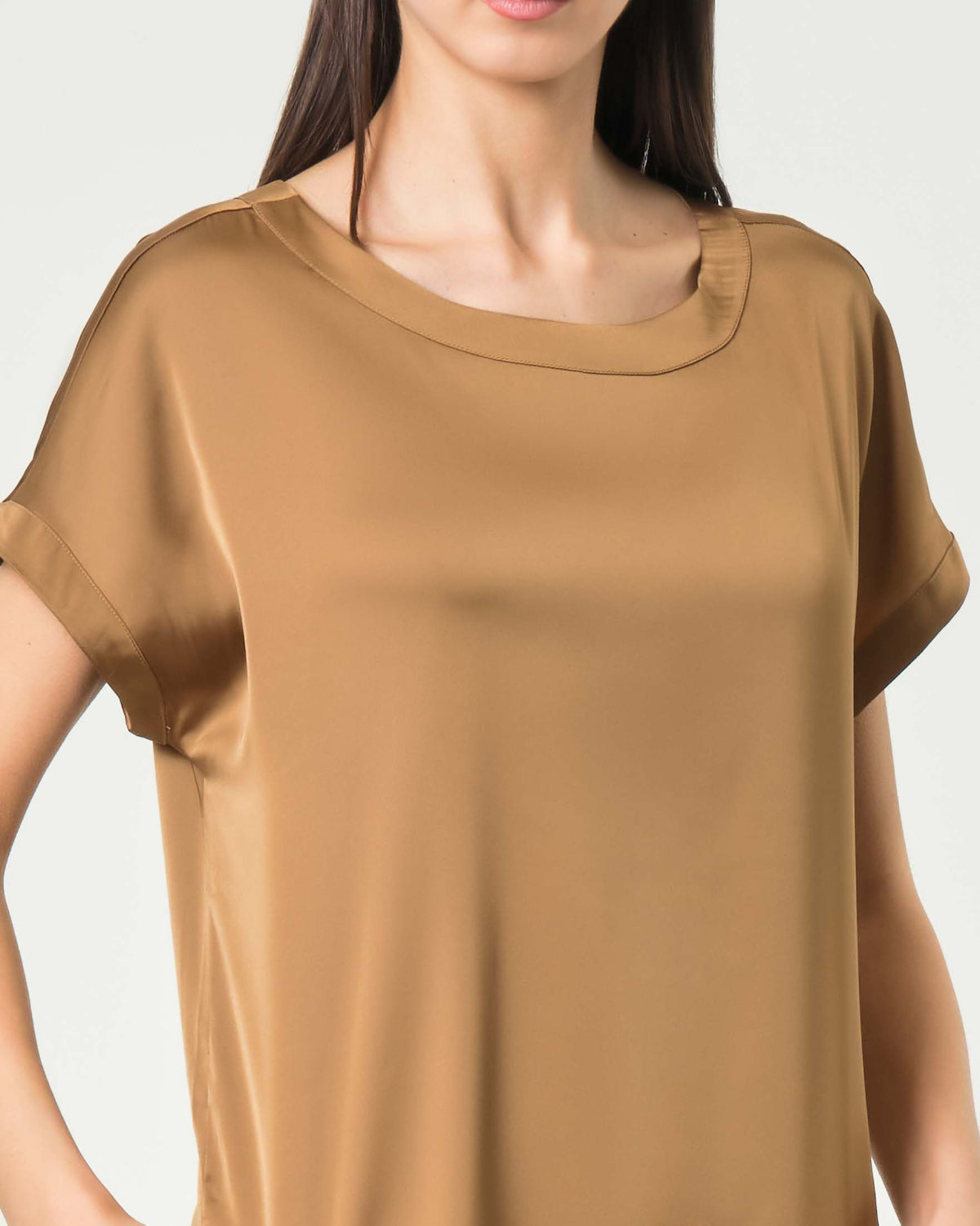 Blusa_in_satin_Emme_Marella_beige_dettaglio