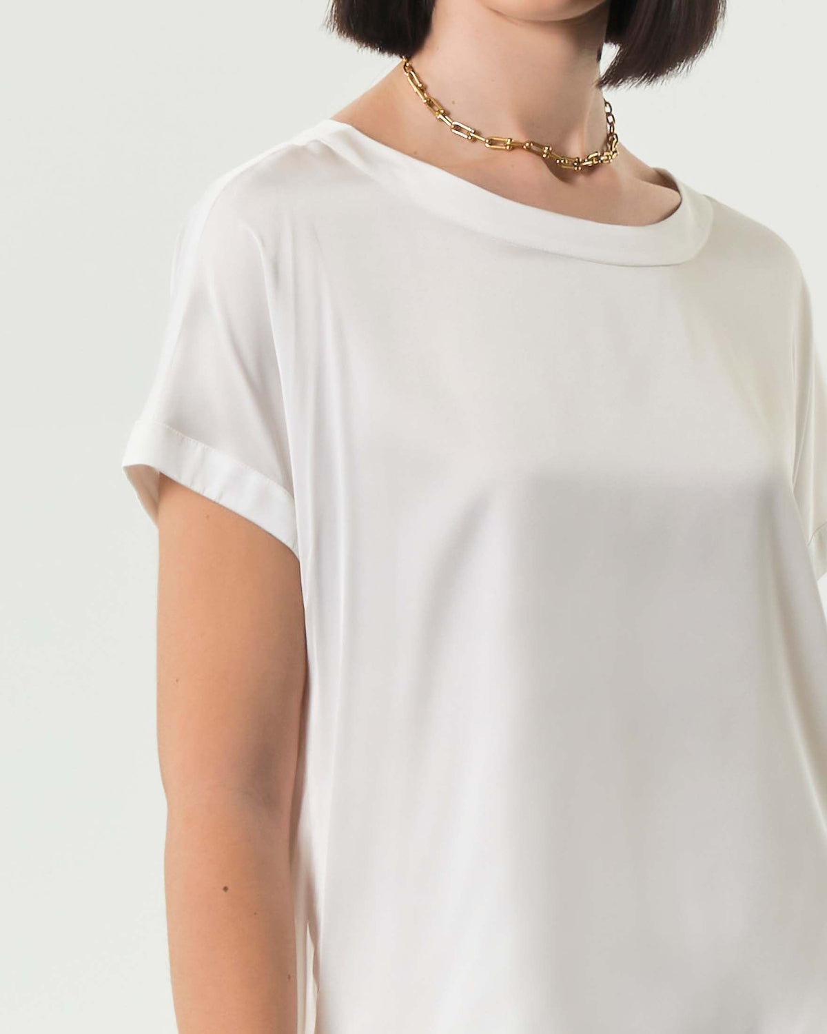 Blusa_in_satin_Emme_Marella_bianco_dettaglio