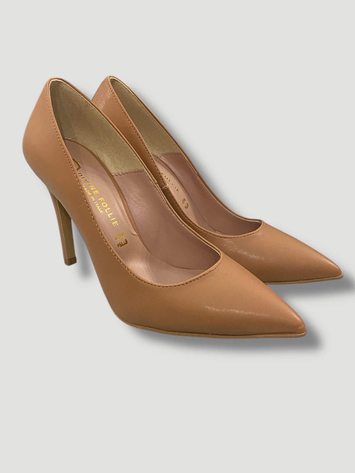 Divine follie décolleté nude frontale