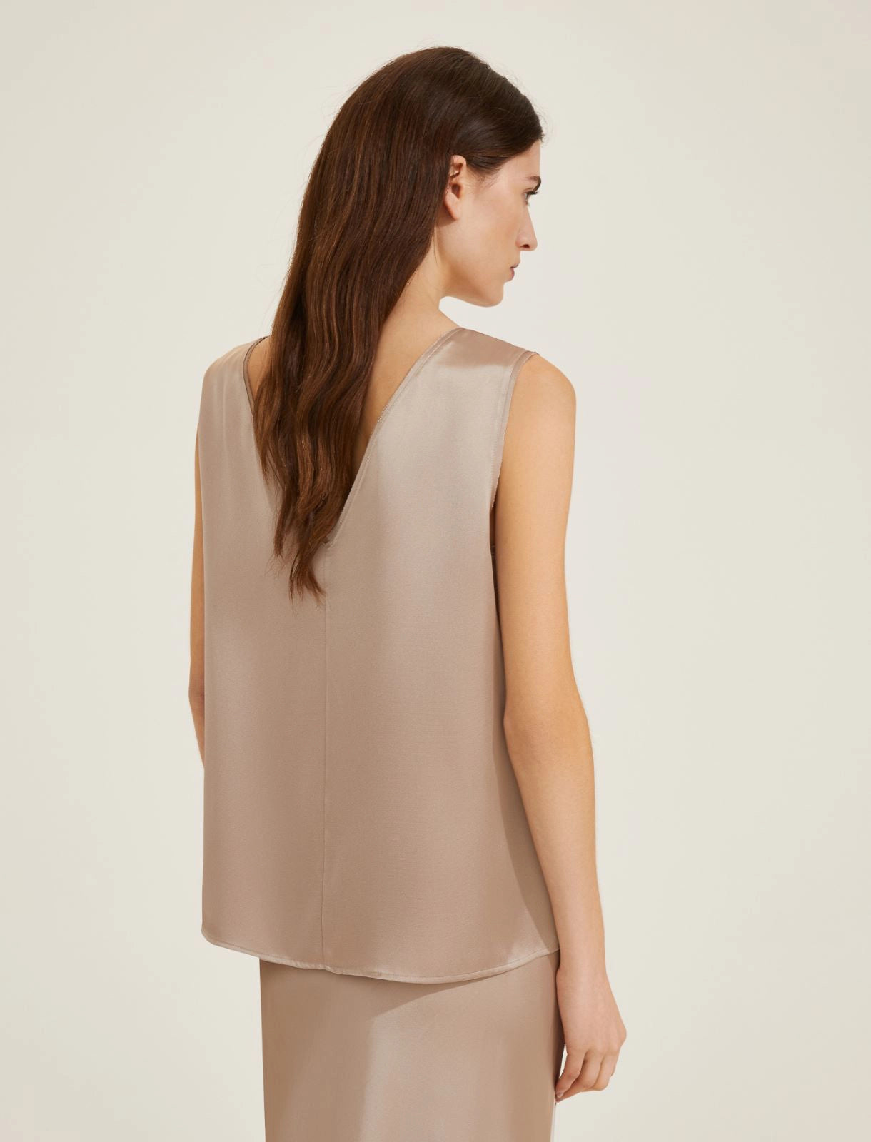 EmmeMarellatopinsatinbeigeretro