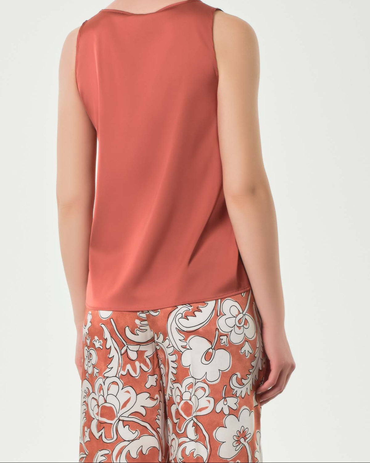 EmmeMarellatopsatinretro