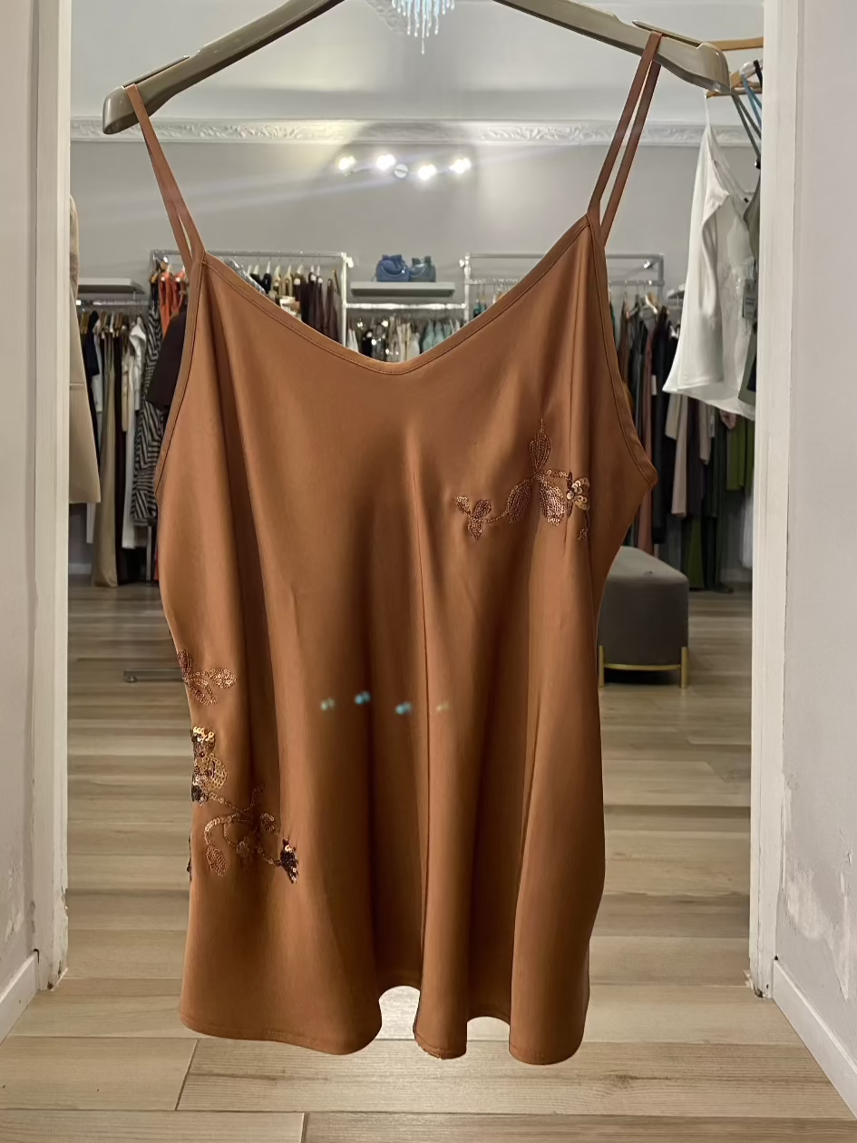 Emme Marella top satin con ricami marrone