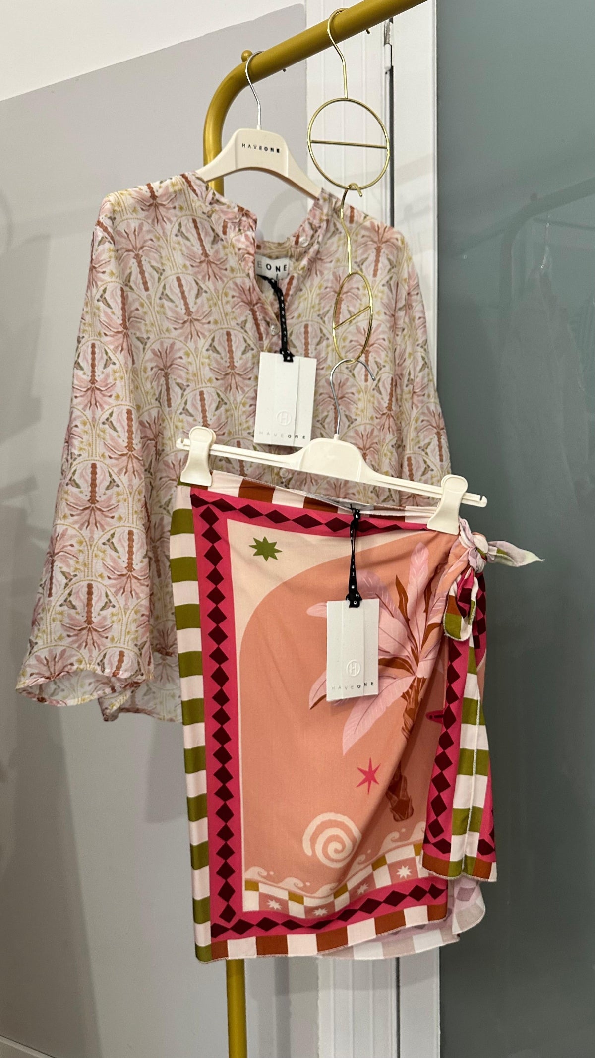Have one camicia in mussola palme dettaglio