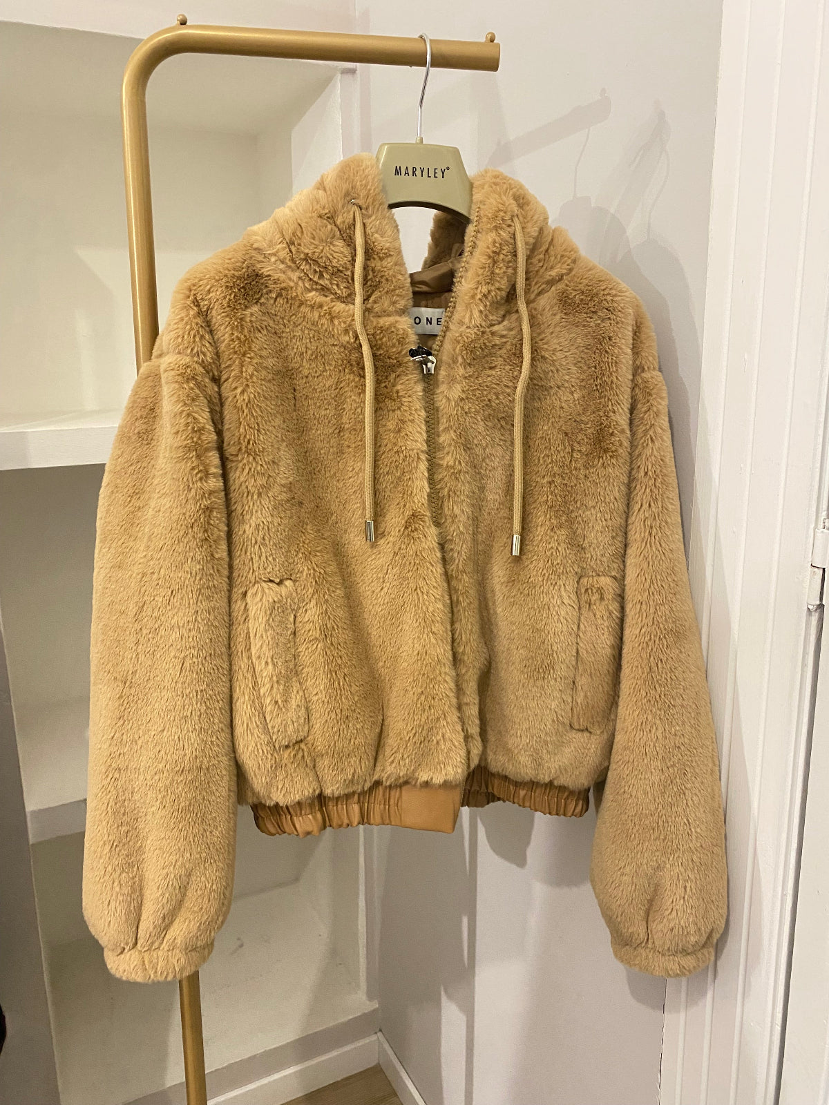 Haveone bomber in ecopelliccia cammello