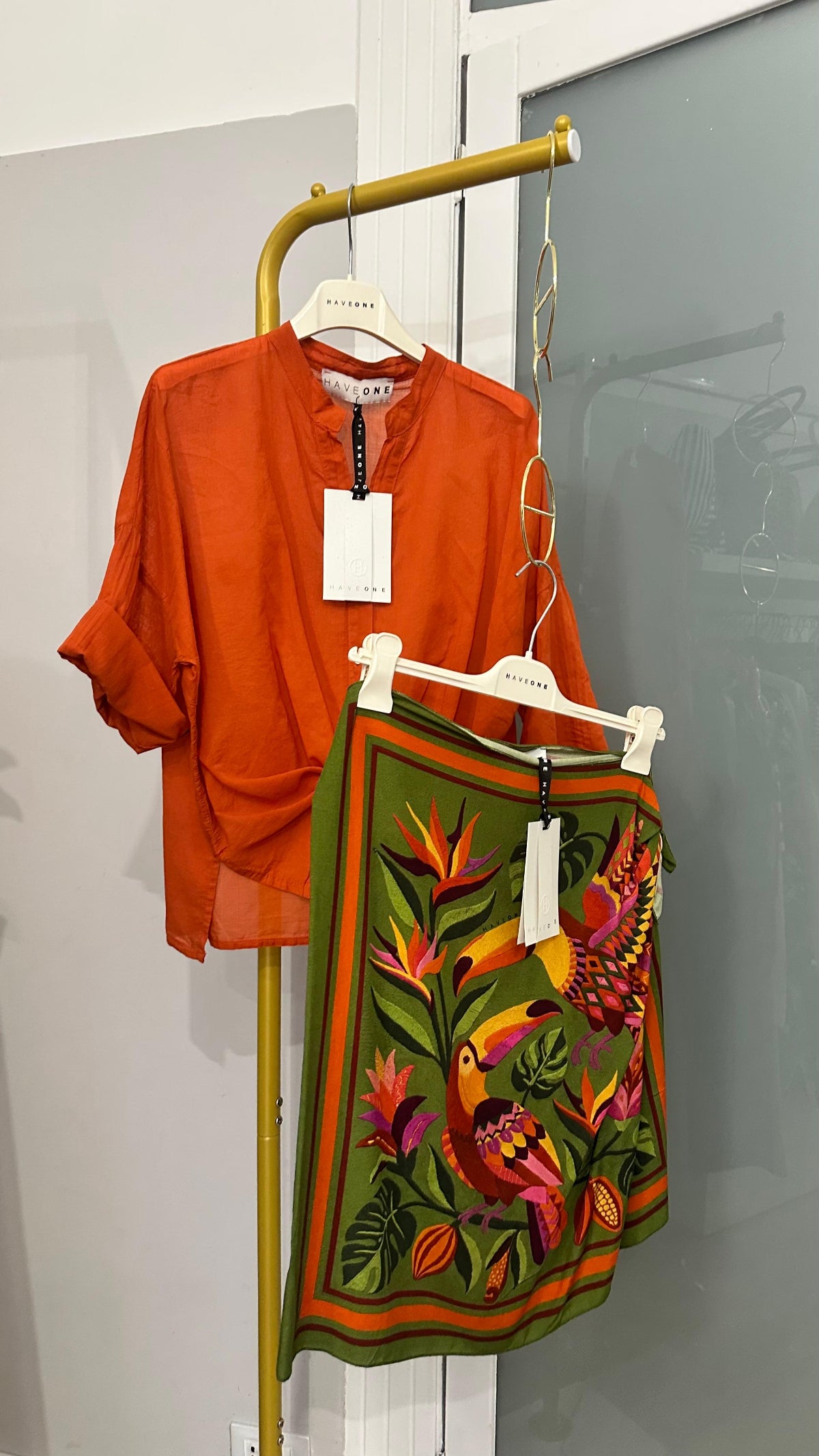 Haveone camicia in mussola arancio dettaglio