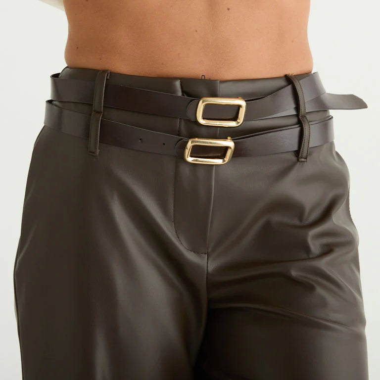 Haveonepantaloneinecopelledettaglio