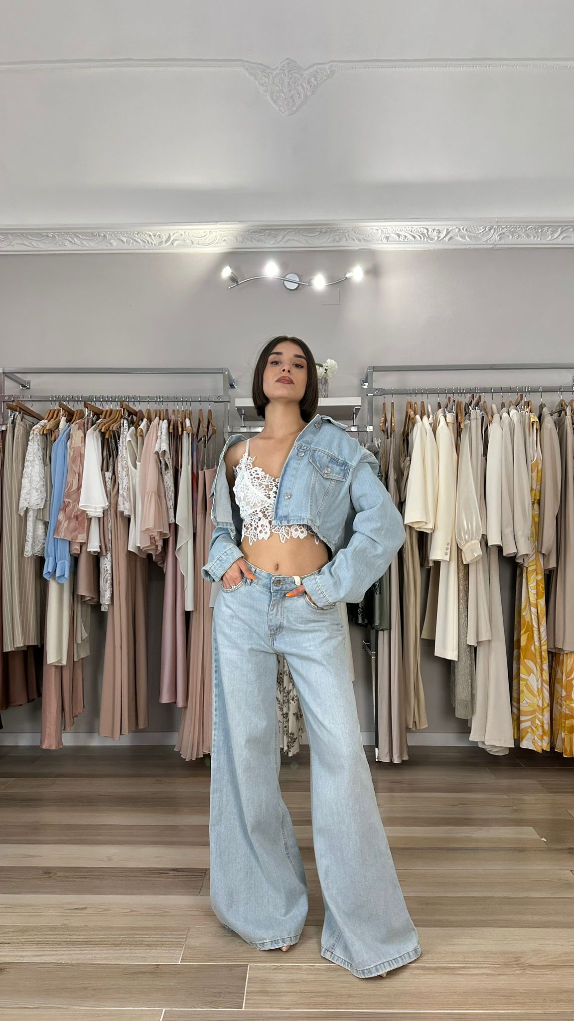 Have one jeans a palazzo laterale