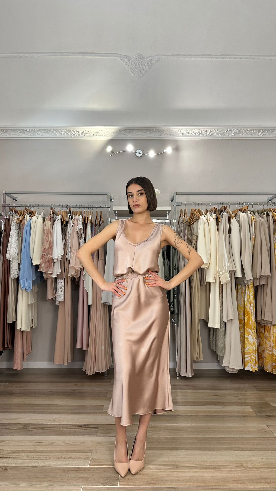 Souvenir gonna midi in satin