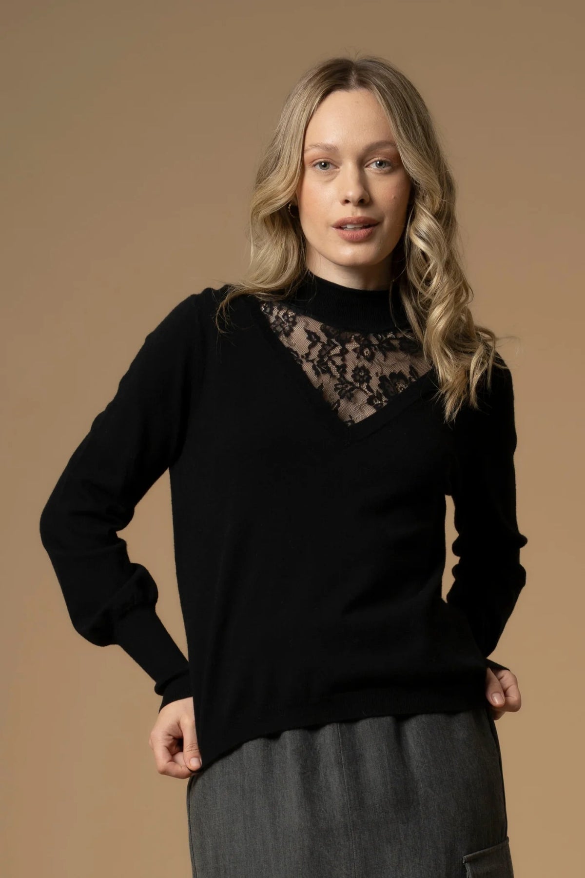 Koccamaglioncinoconpizzofrontale