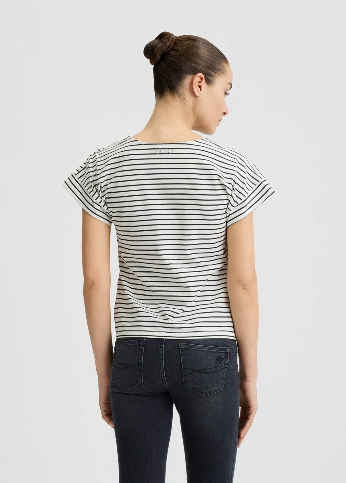 LiuJot-shirtarighe retro