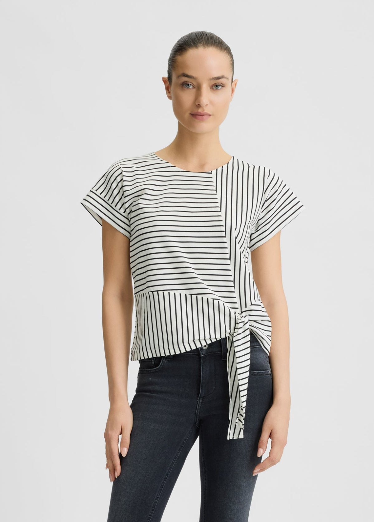 LiuJot-shirtarighefrontale