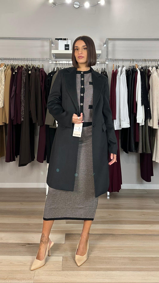 Maryley cappotto lungo nero frontale