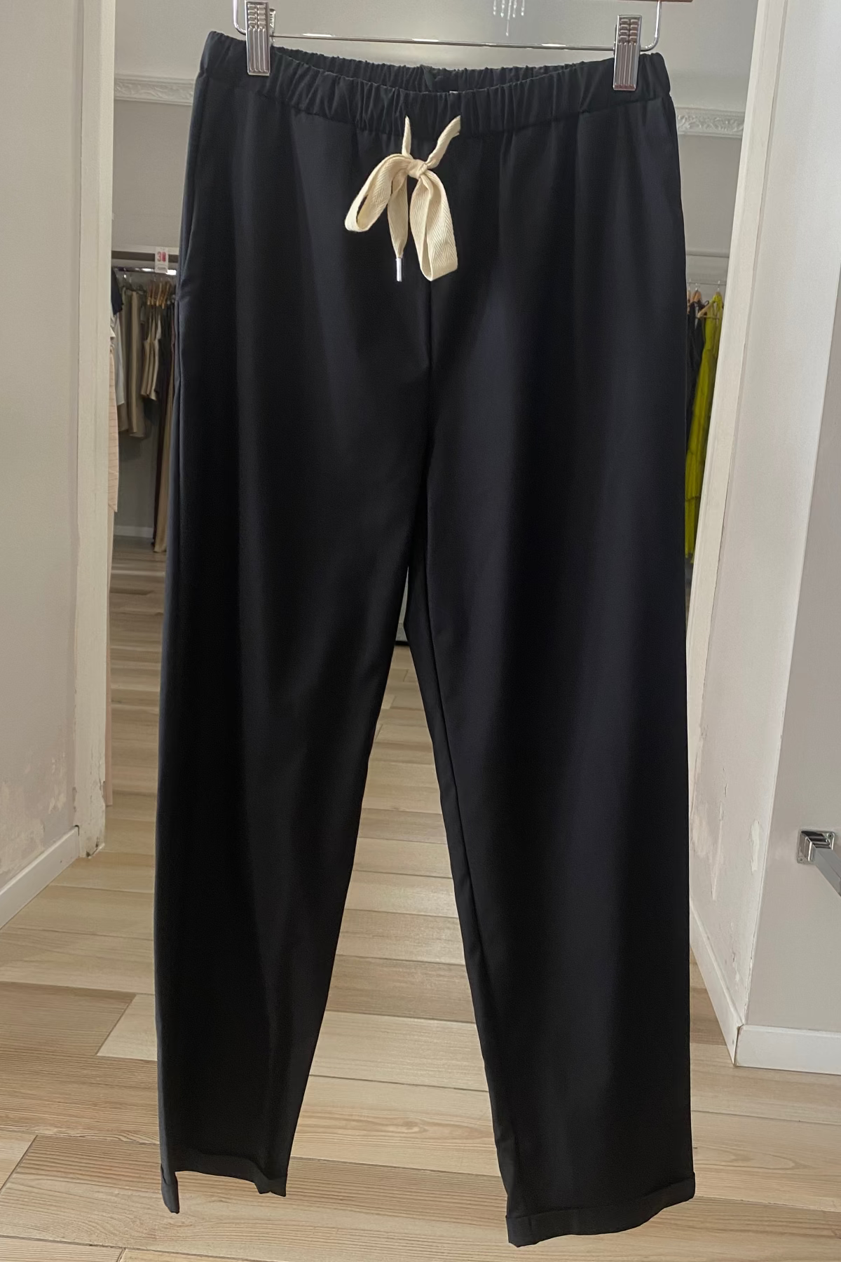 Maryley pantalone dritto nero