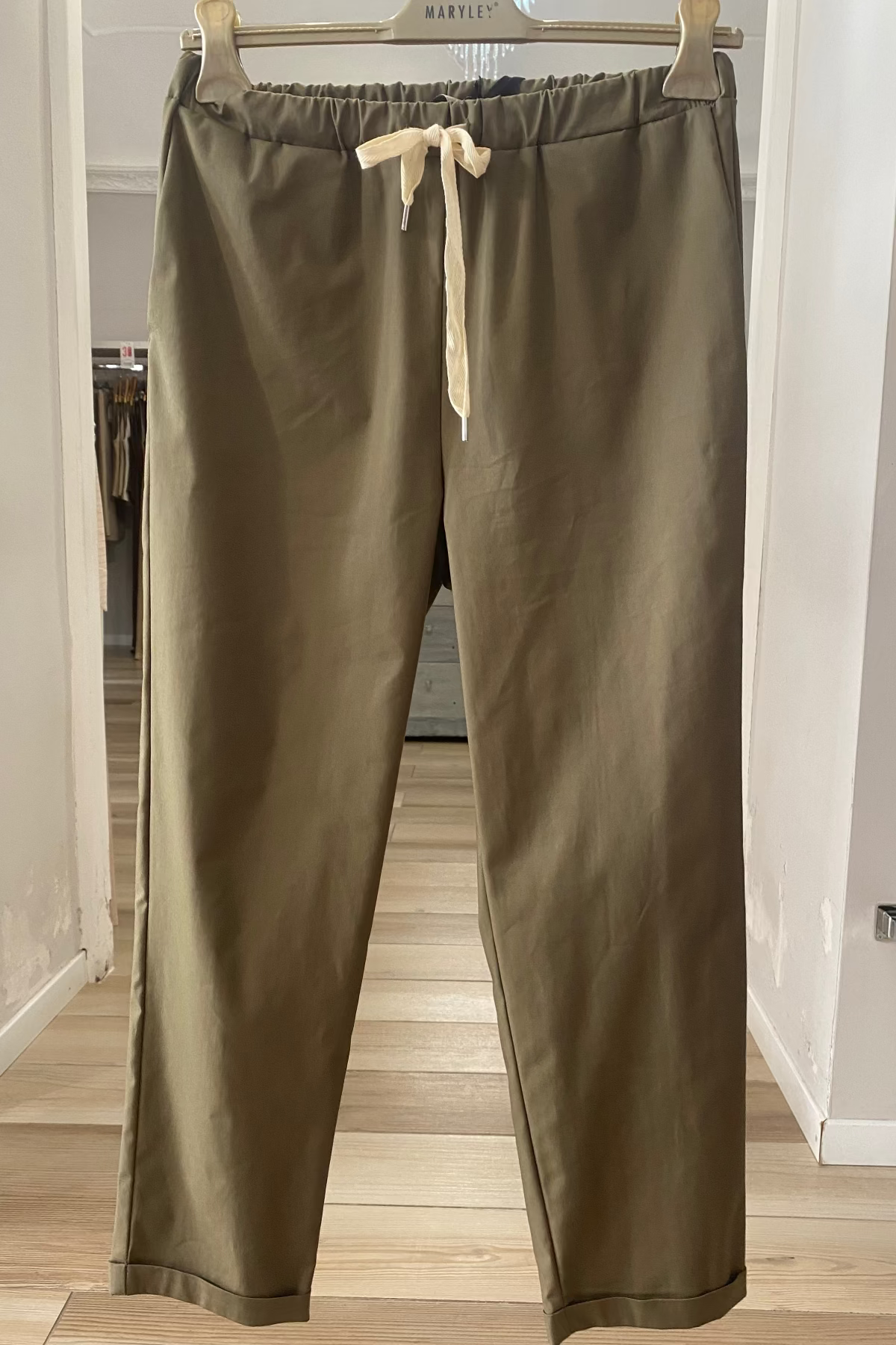 Maryley pantalone dritto verde militare