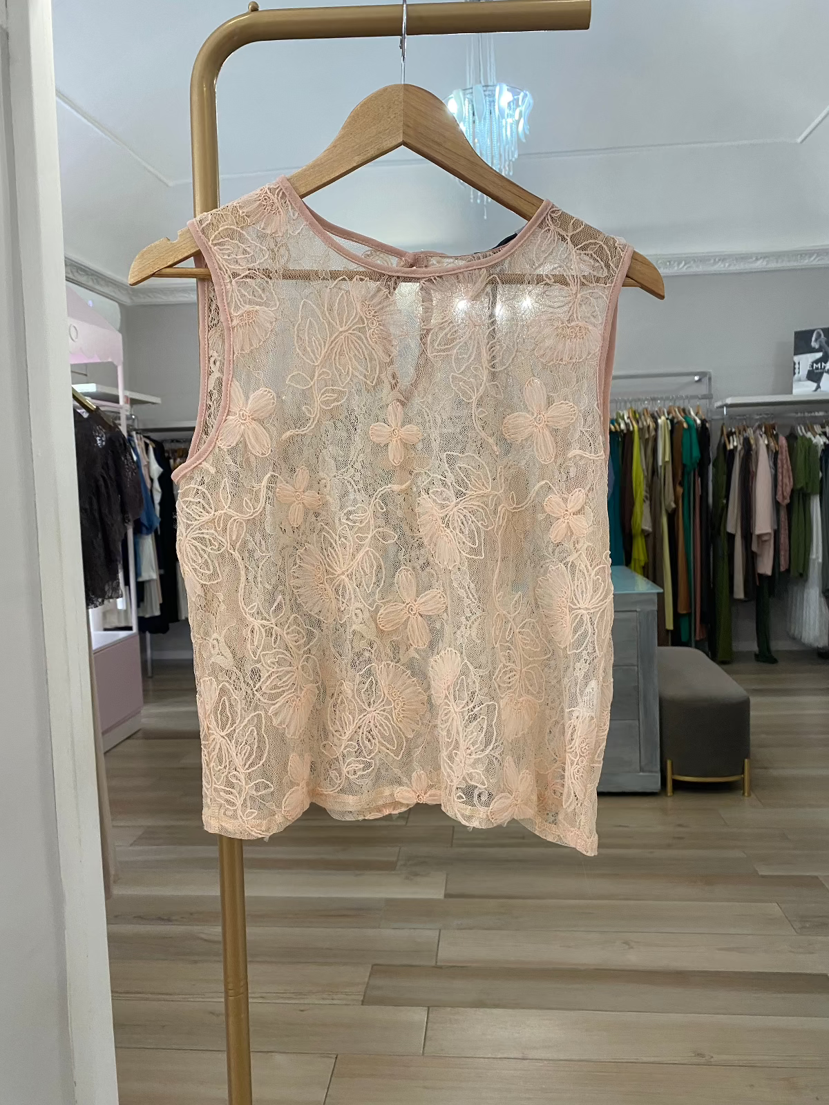 Maryley top in pizzo smanicato rosa