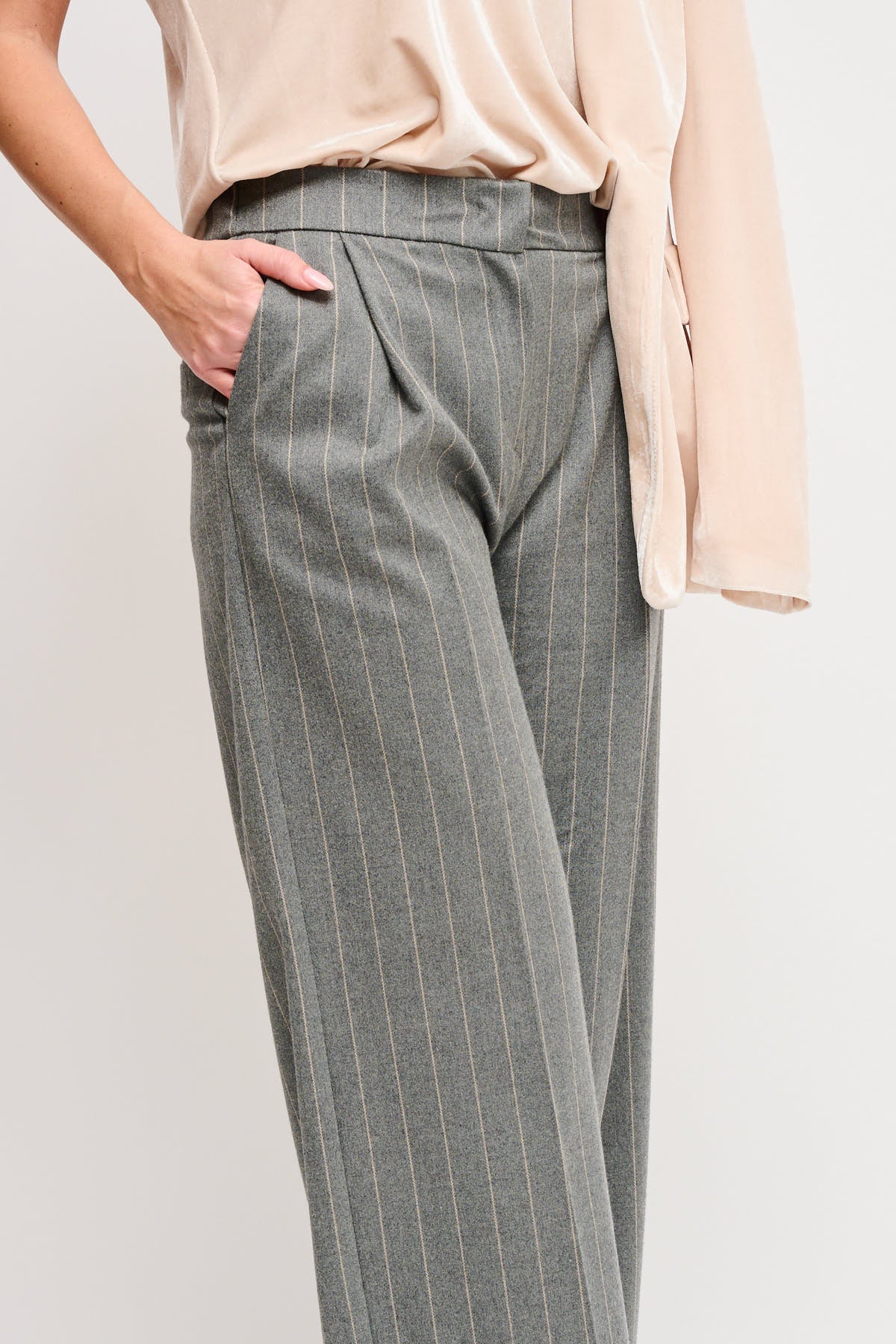 Maryleypantalonepalazzogessatodettaglio