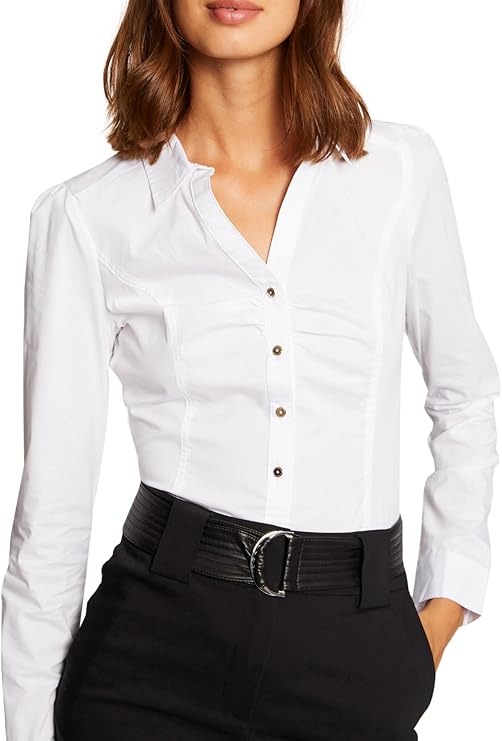 Morgandetoicamiciabiancafrontale_efdabf4b-7766-4268-9d01-d8ed334a56d6