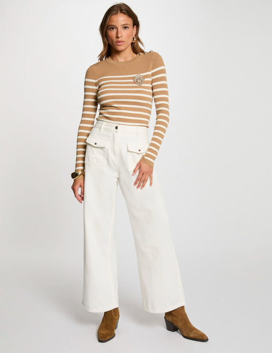 Morgandetoimaglioncinoarighefrontale