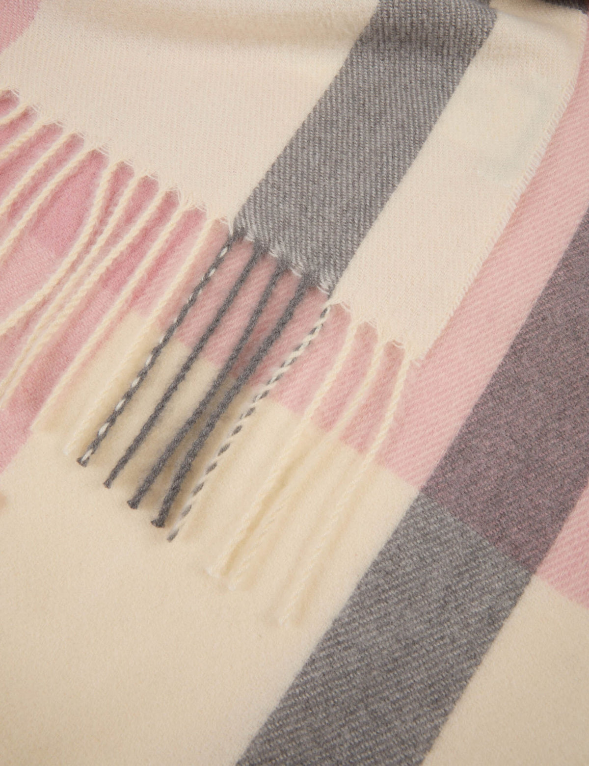 Morgandetoisciarpaaquadrirosadettaglio