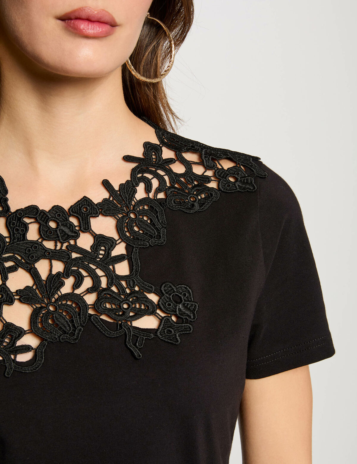 Morgandetoit-shirtnerapizzolaterale