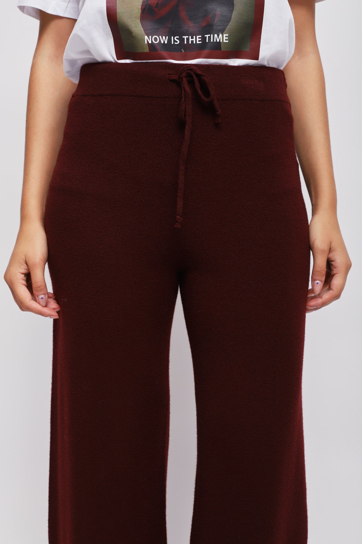 Pantalone_in_maglia_Maryley_bordeaux_dettaglio