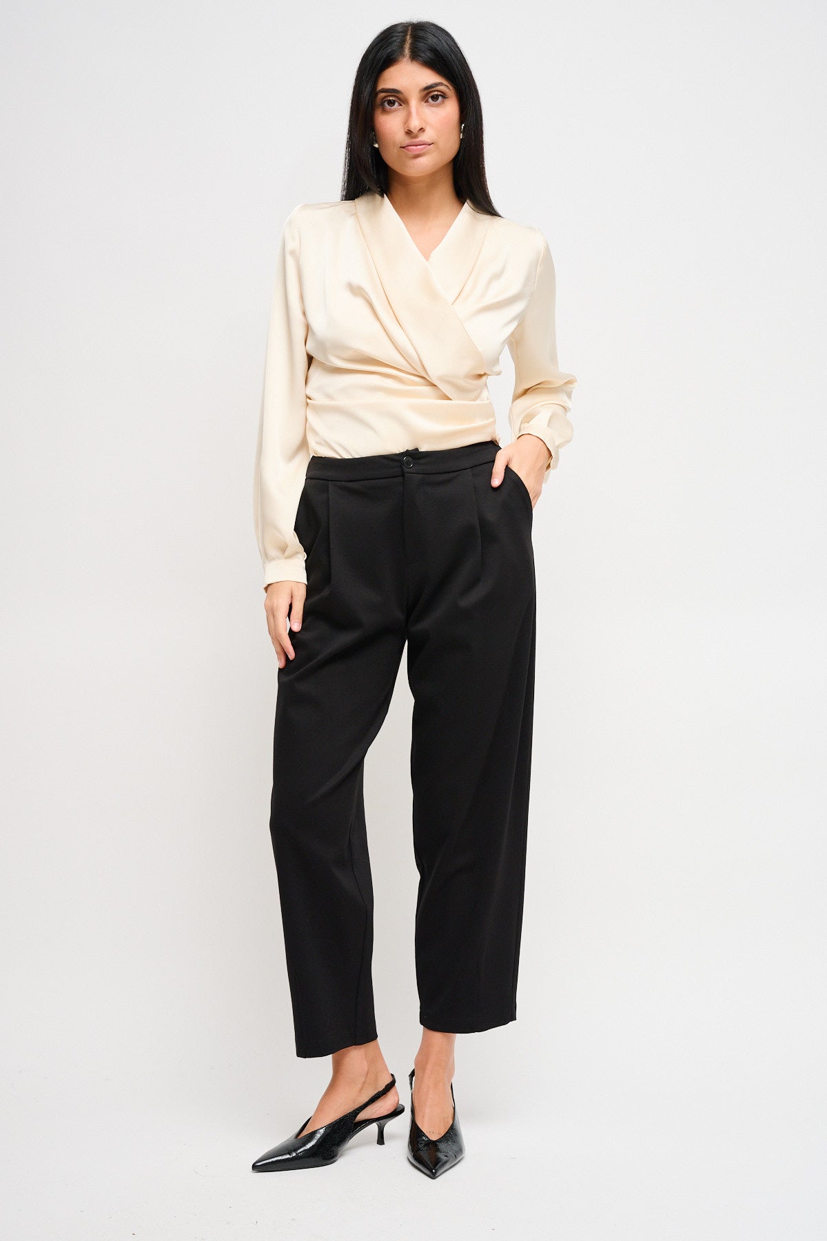 PantalonebarrelMaryleynerofrontale