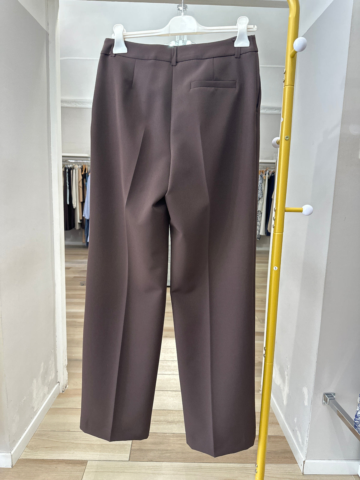 Pantaloni Souvenir marroni-dietro