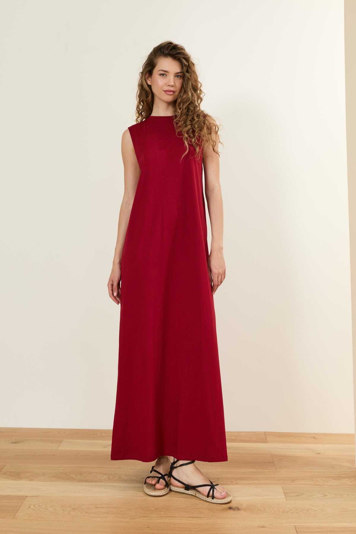 Souvenirabitolungorossofrontale