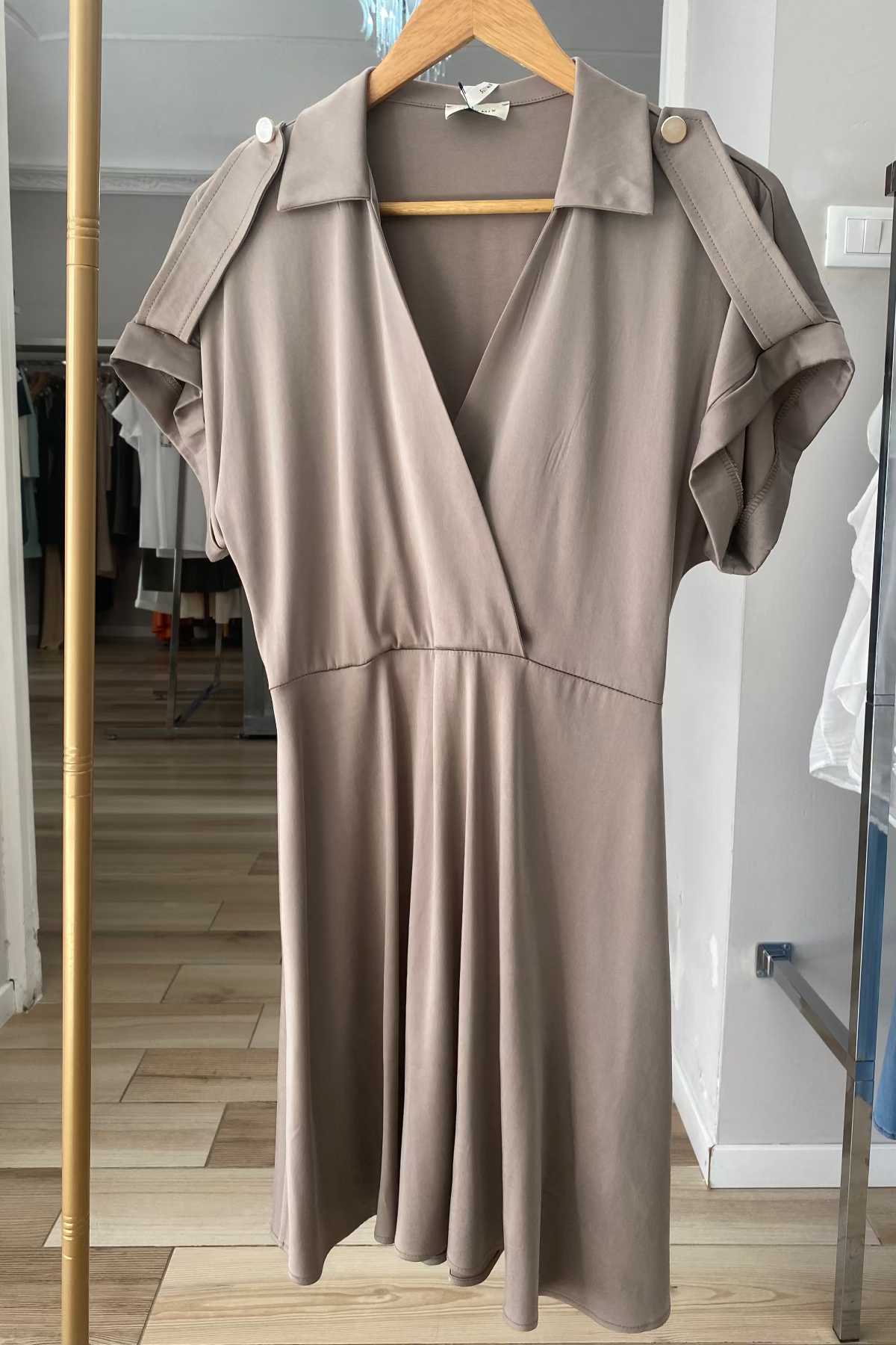 Susy mix abito corto tortora