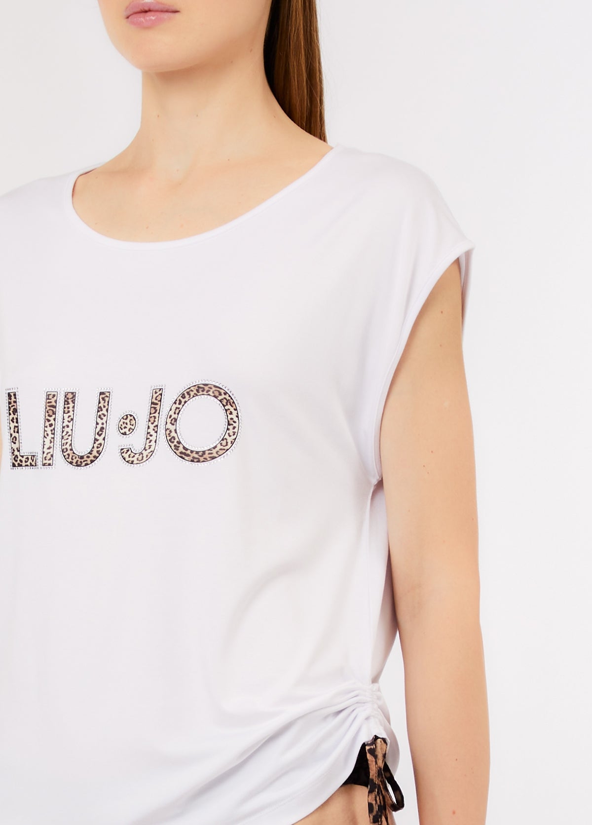 shirtLiuJoconcoulissebiancadettaglio