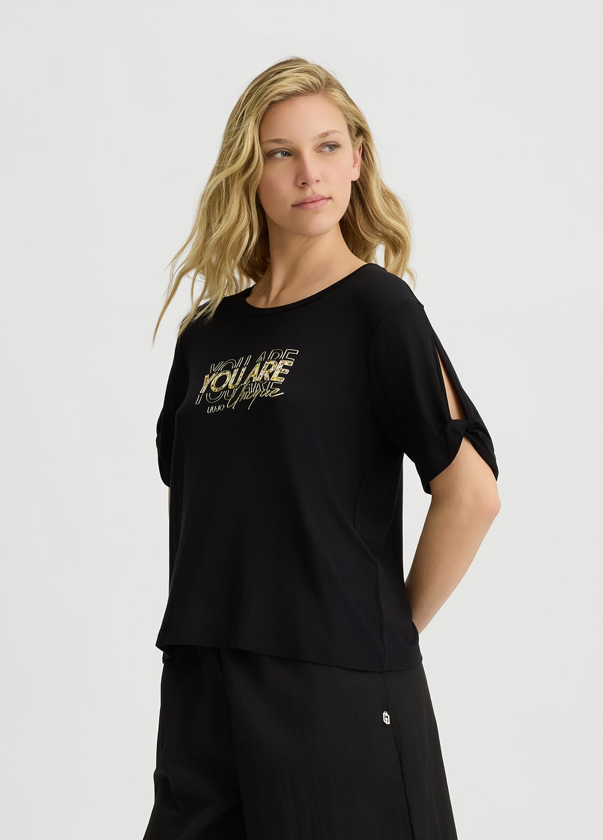 T-shirtLiuJonerafrontale