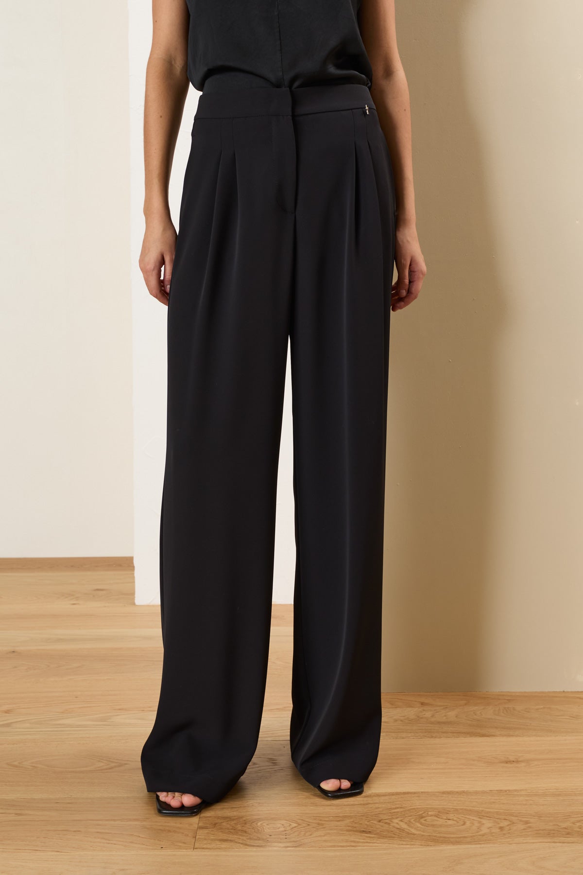 Souvenir pantalone palazzo nero